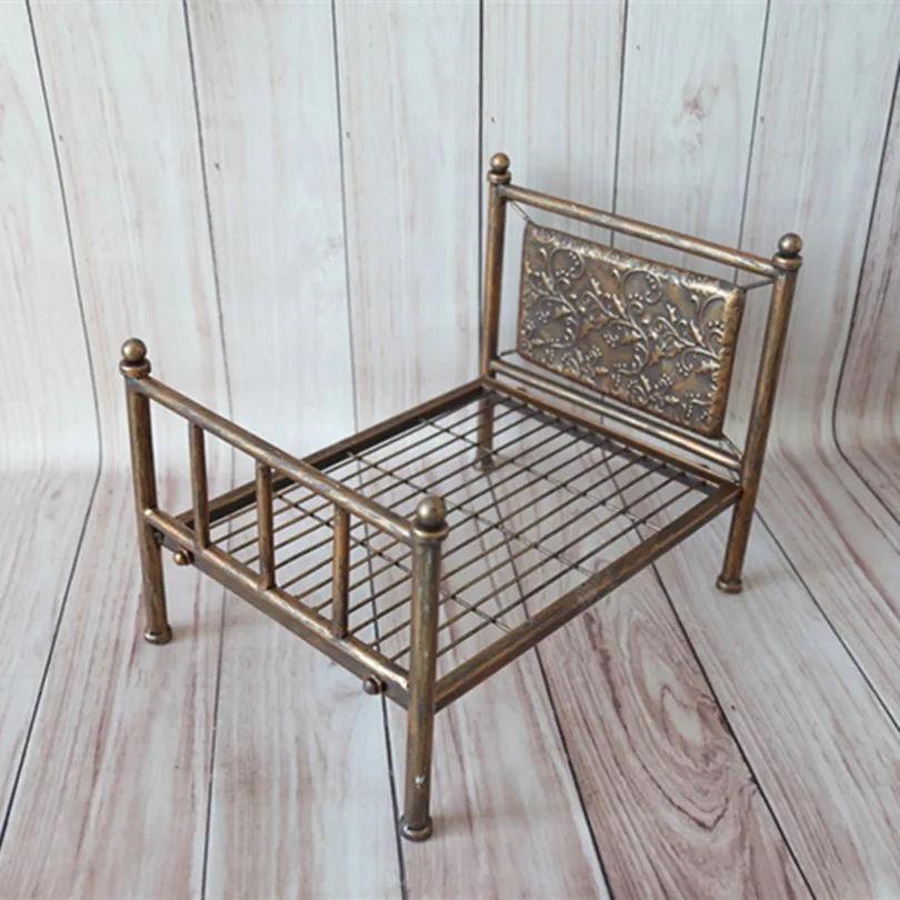 baby metal bed