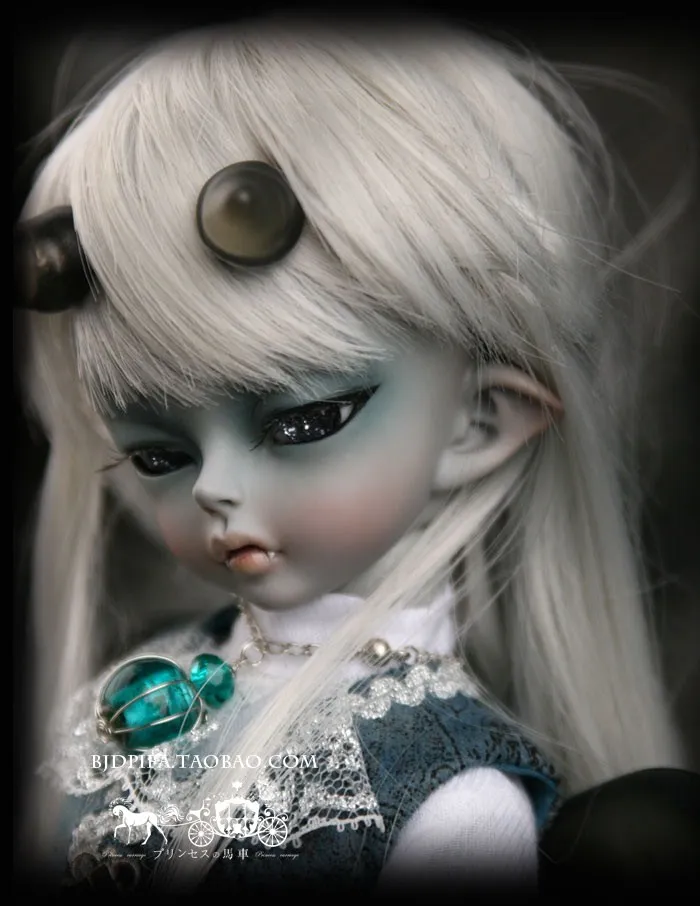 Doll dimon Diamond doll