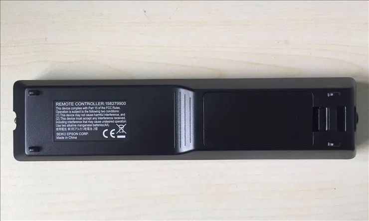 158279900A