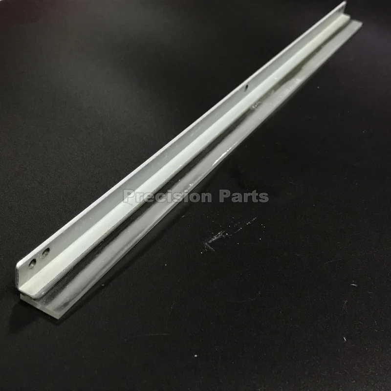 

New good quality Drum cleaning blade for Toshiba ESTUDIO 2500C 3500C 2330C 2820C 2830C 3510C 2020C 3520C 3530C 4530C 4520C