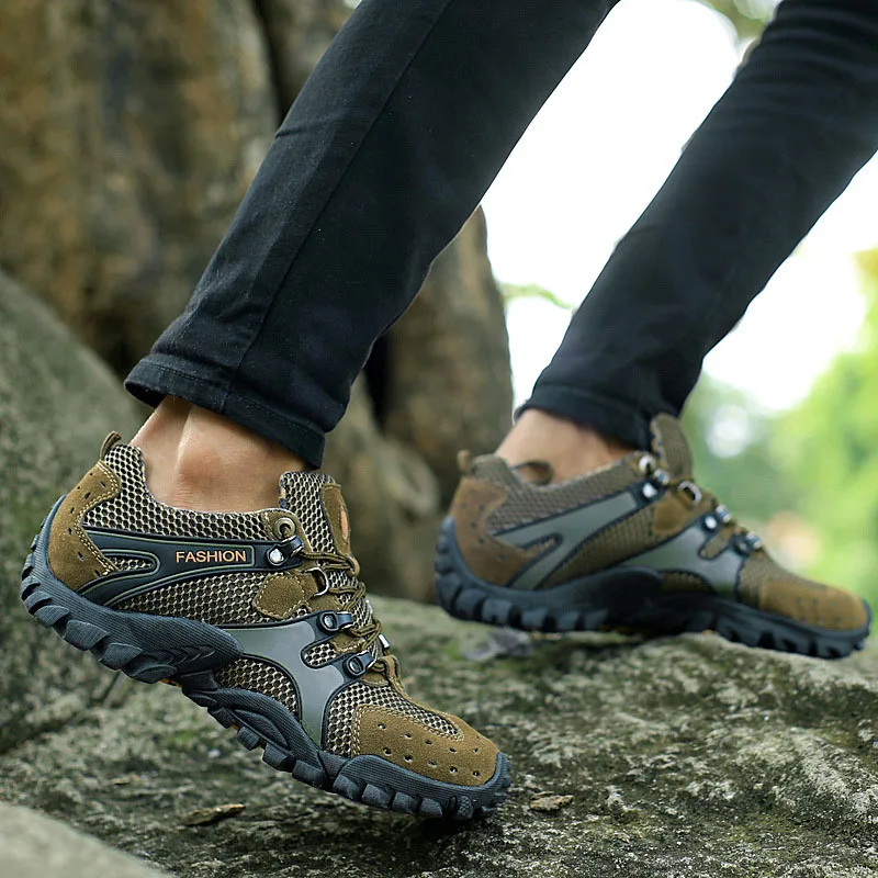 Genuine Leather men hiking shoes breathable waterproof men outdoor
