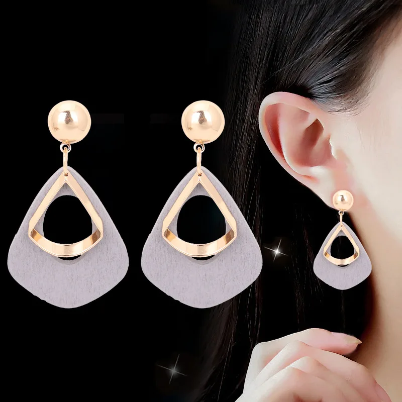 

Fashion Woman Earrings 2018 Creative Grey Geometry Prevent Allergy Earrings Europe and American Style Jewelry Women Accessories