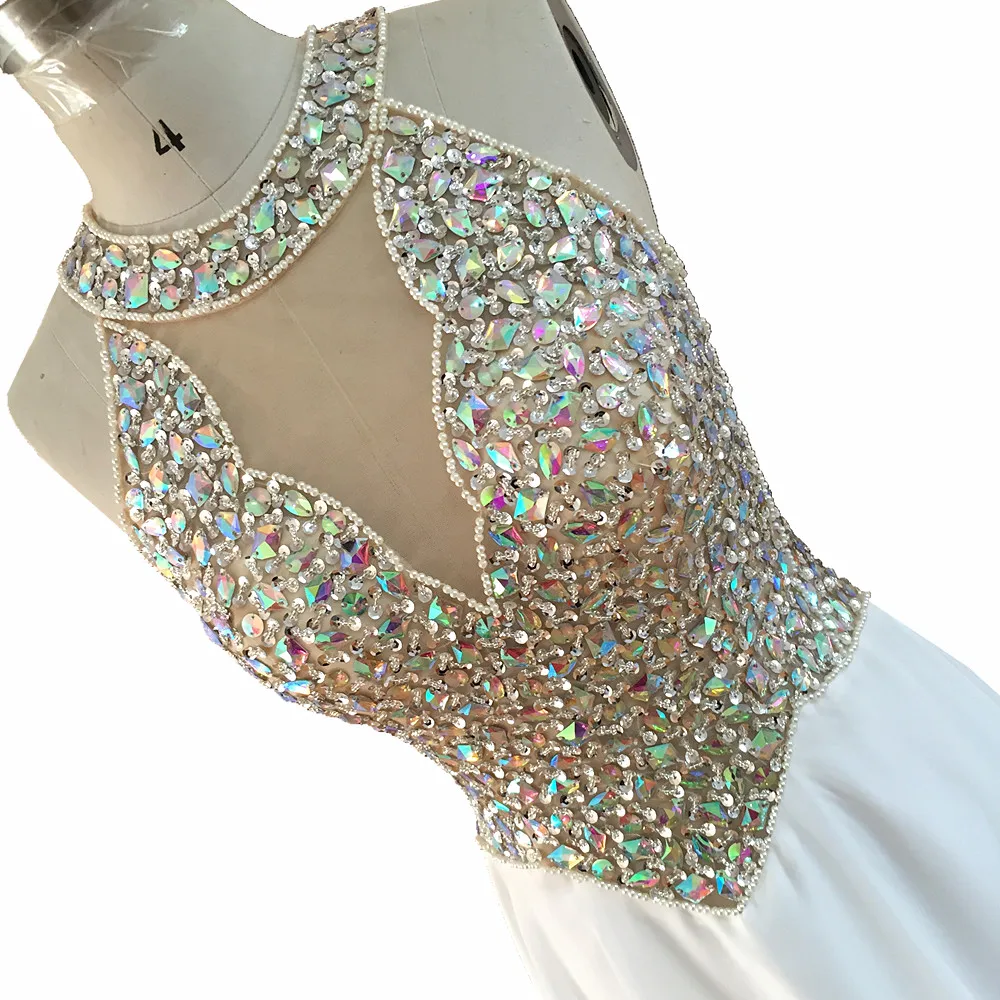 A line Blush Pink Chiffon Long Prom Dresses 2020 Crystal Beading Illusion Sequined Women's Formal Evening Party Gowns O-Neck