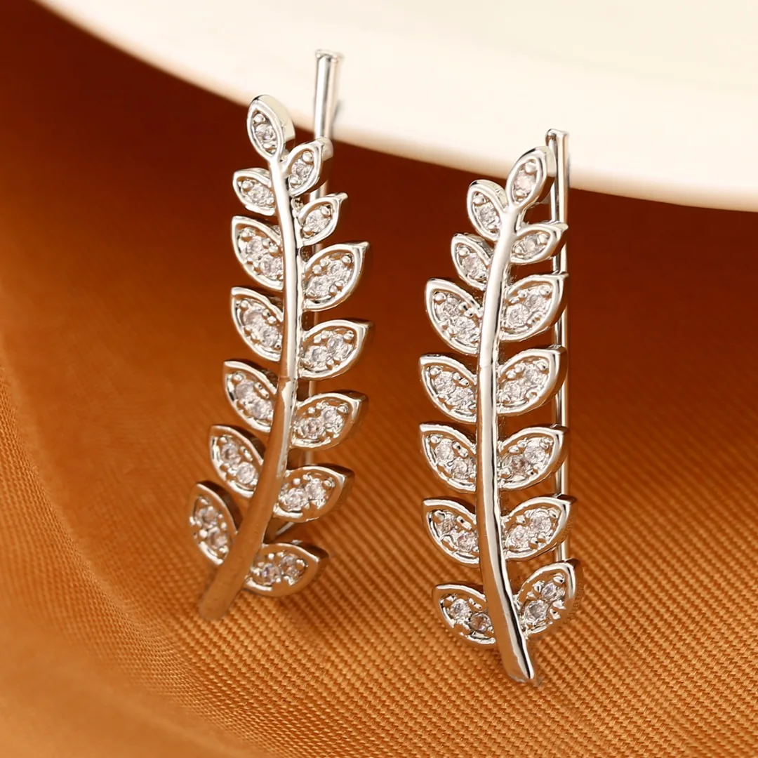 1Pair Leaf Clip Cuffs Earring Brincos Female Charming Silver Wrap Ear Sweep Climber Earrings Punk Women Jewelry Gift