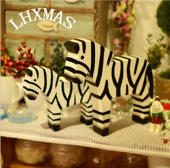 

2pcs/set Nordic Wood Crafts Creative Vintage Figurines Zebra Animal Home Furnishings Decoration Wedding Gift E556