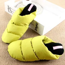 Plus Size Pantufa 2016 New Non-slip Travel Light Multi-colored Down Woman Indoor Slippers For Man Lovers Home Shoe Cotton-padded