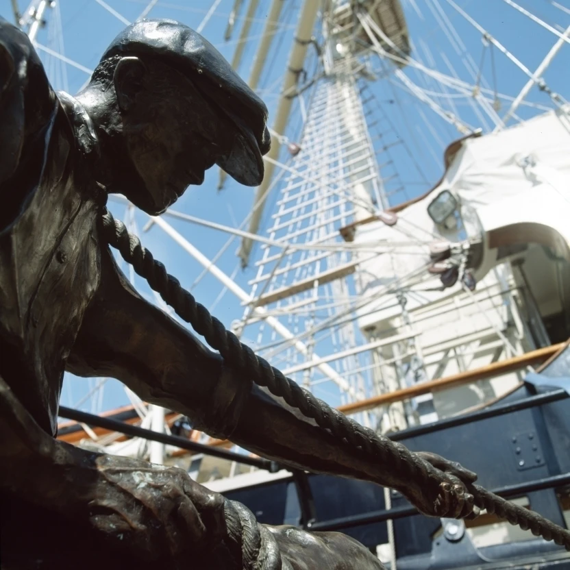 Sir John Rogerson's Quay  Dublin  Ireland; Stevadore Sculpture And Ship Poster Print (13 x 16)