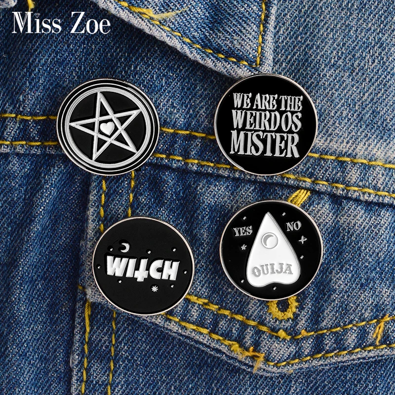 

4pcs/set Dark pins WITCH Star Moon OUIJA YES or NO weirdos mister Brooch Denim PU coat Pin Buckle Badge Fashion Gift for Friend