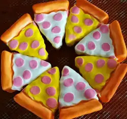 100pcs-rare мягкими розовый желтый PU треугольник piz хлеба медленно рост 12,5x9,5x5,5 см игрушка моделирования (дешевые squishies Оптовая)