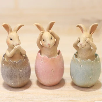 

Set of 3 Rabbits Resin Decorative Arts Christmas Gift