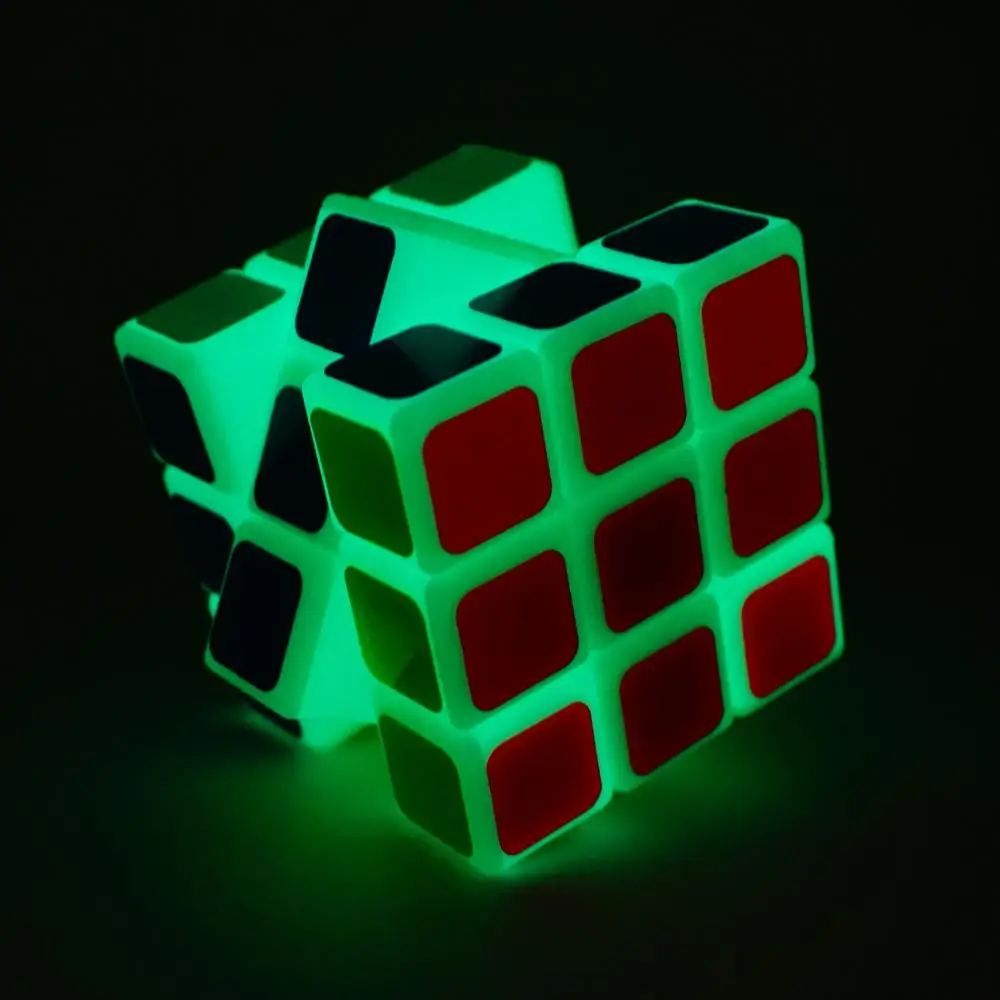 2019 Новое поступление ручной 3x3x3 волшебный куб светящийся в темноте головоломка