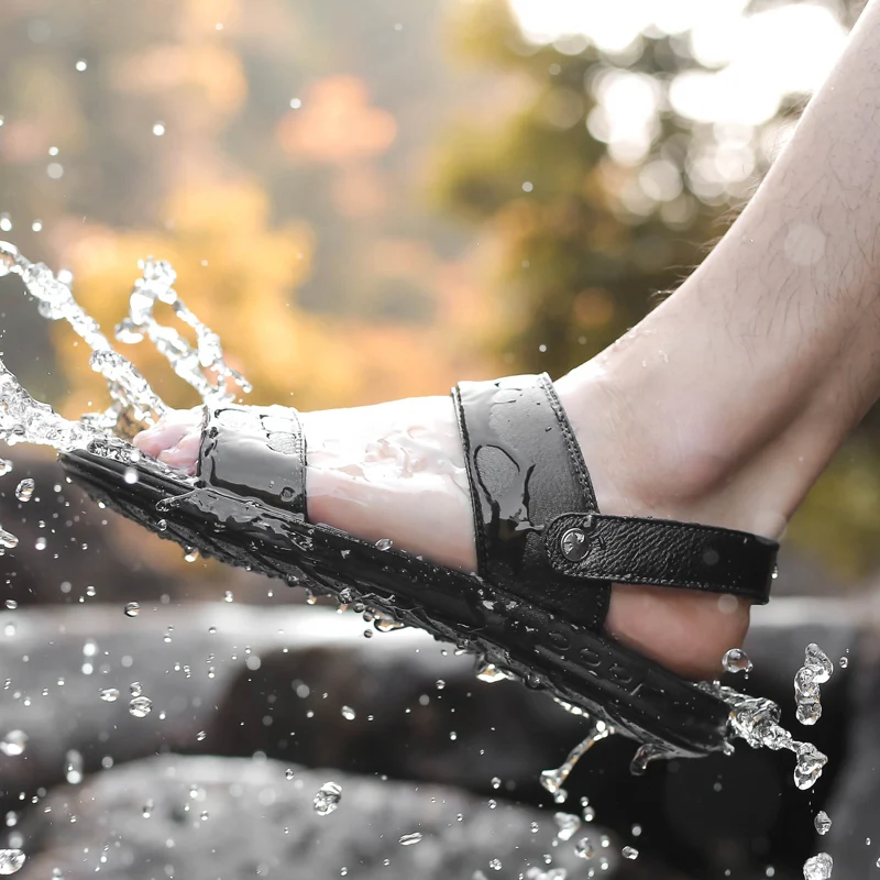 Yomior New Summer Slip-On Men Leather Shoes Genuine Leather Casual Travel Beach Flip Flops Breathable Sandals Slippers Black