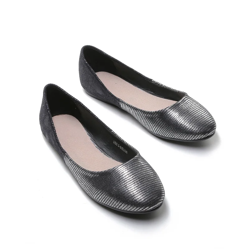 Zapatos mujer; коллекция года; сезон лето-осень; туфли на плоской подошве; женские модные цветные туфли с круглым носком и закрытым носком; черные блестящие туфли-лодочки; женская обувь