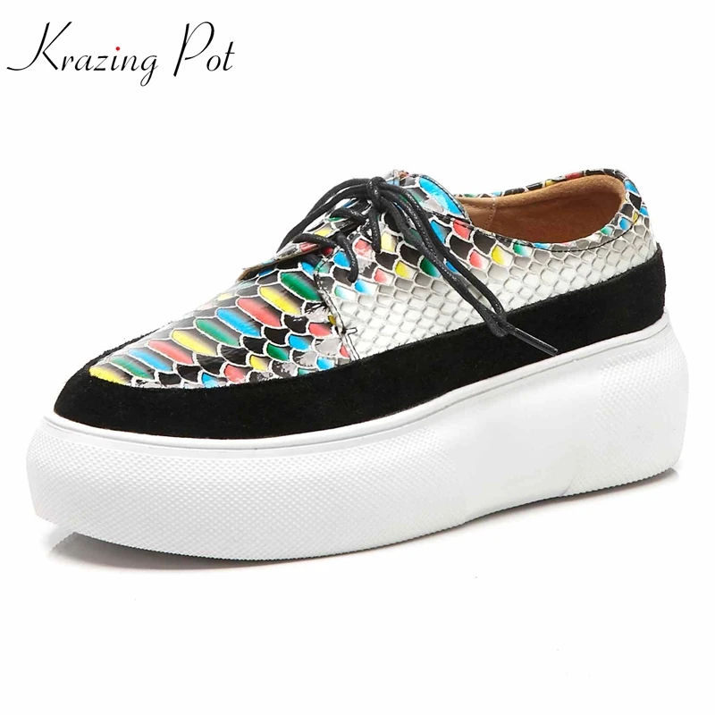 

Krazing pot new cow patterns leather lace up casual round toe sneaker increasing platform energy young lady vulcanized shoes L10