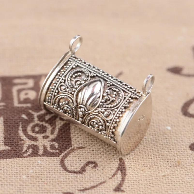 

Thai silver wholesale S925 Sterling Silver Pendant antique style exquisite female bag shape pendant can open the lock