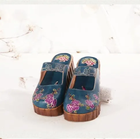 Careaymade-Folk style Head layer cowhide pure handmade Carved shoes,the retro art mori girl shoes,Women's fashion casual slipper