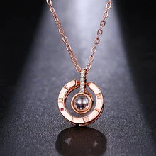 Emmaya marca Carta collar 100 idiomas te amo proyección colgante collar mujeres joyería Collier Femme Bijoux regalo(China)