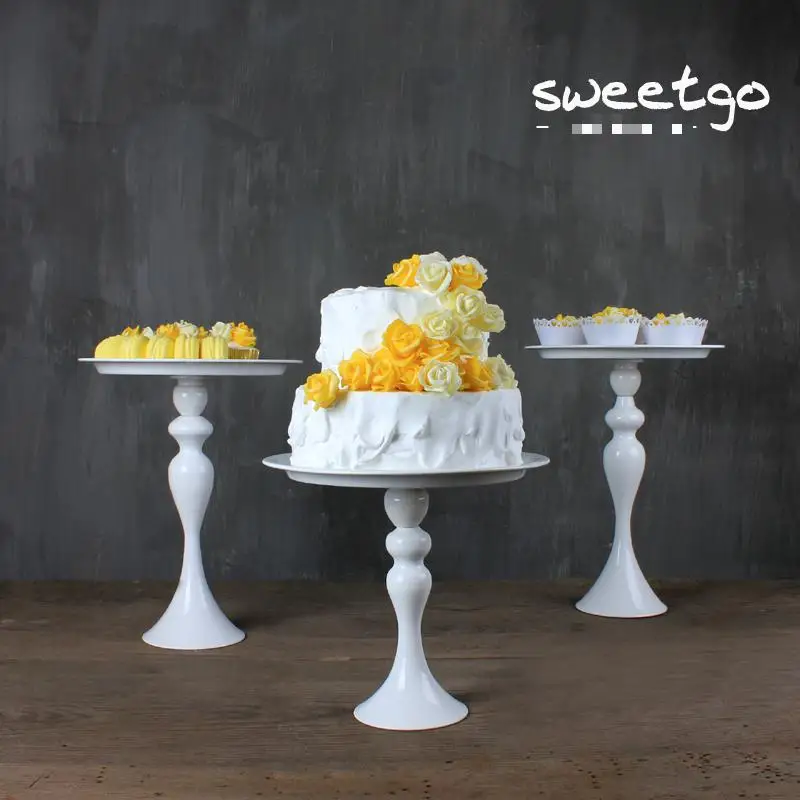 White Christmas Cake Country White Christmas Cake Country