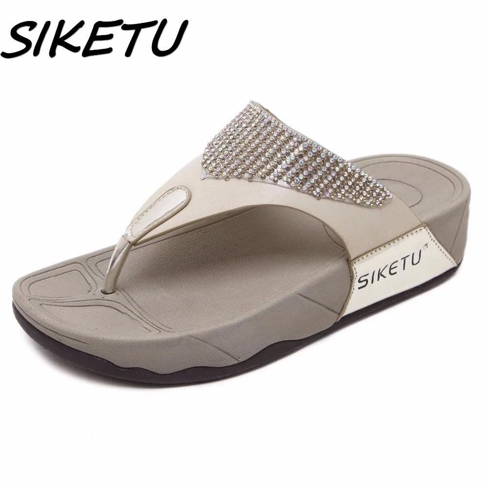 what stores sell flip flops