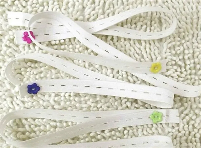 Петля резинка для пуговицы. Лента с петлями для пуговиц. Лента эластичная подвязочная 20 мм. Петелька для пуговицы из ткани. Резинка белая 2м.