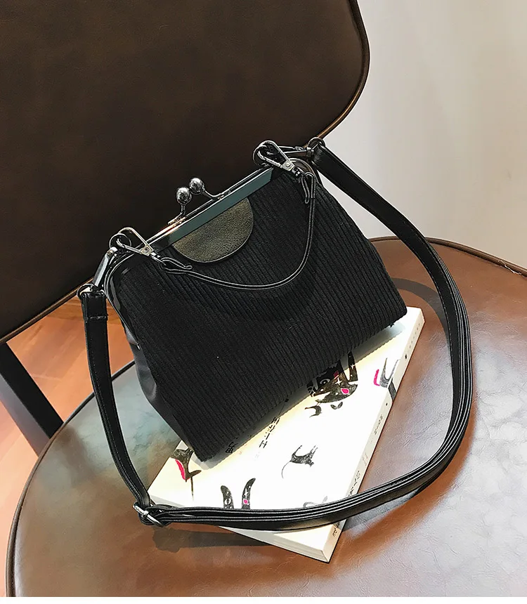 LilyHood полосатые Вельветовые женские сумки-мессенджеры Ретро сумочка маленькая сумка на плечо высокое качество тоут маленький клатч, дамские сумки - Цвет: Черный
