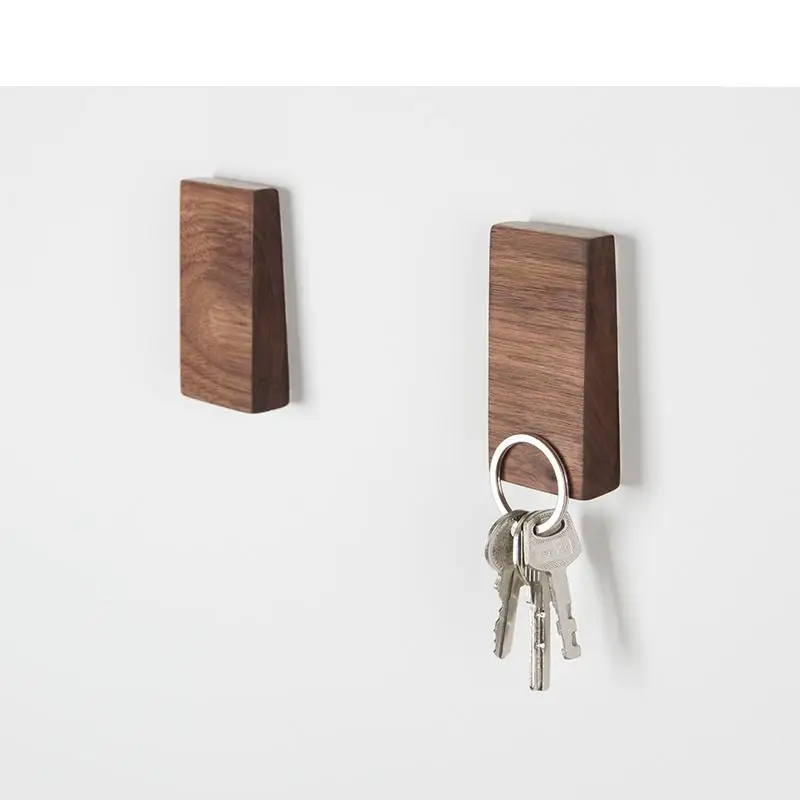 Solid wood creative key linked to the wall hanging strong adhesive no trace free wall stickers hook wood decoration Solid wood creative key linked to the wall hanging strong adhesive no trace free wall stickers hook wood decoration