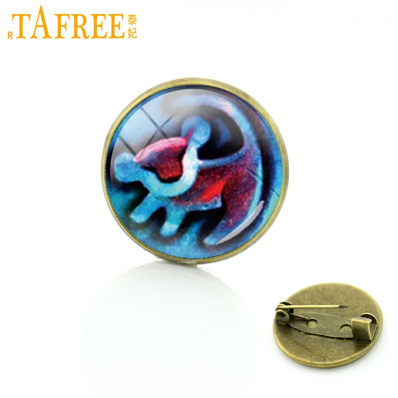

TAFREE Elegant charming winter style king brooch totoro pin King Simba jewelry picture Glass men women jewelry C485