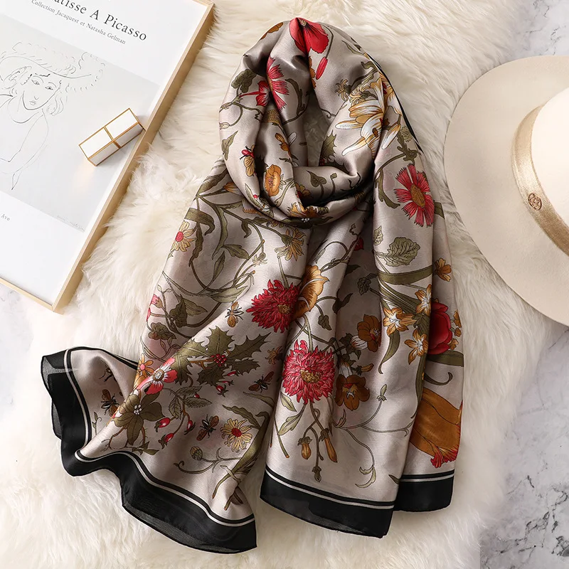 

2019 Spain Fashion Luxury Brand Floral Silk Scarf Ladies High Quality Print Soft Shawls and Wraps Bandana Bufandas Hijab Snood