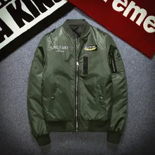 2016 Autumn Winter New Men s Flight Jacket Cotton Thickening Coat Badges Embroidered Uniforms
