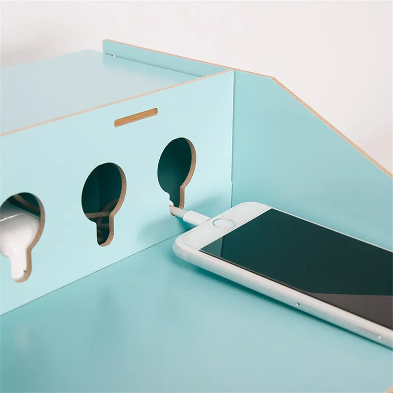 storage box (20)