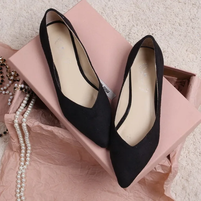 black flat pointed shoes womens