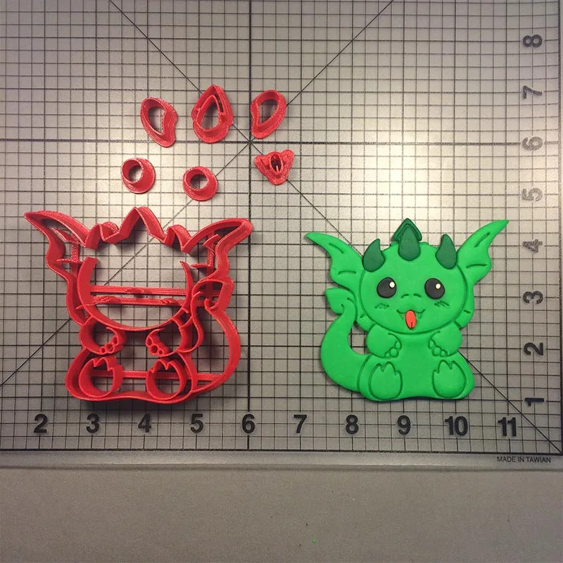 

Cute Animal Dragon Cookie Cutter Fondant Mould Made 3D Printed Bayby Lion Elephant Cookie Cutter Set Cake Decorating Tools