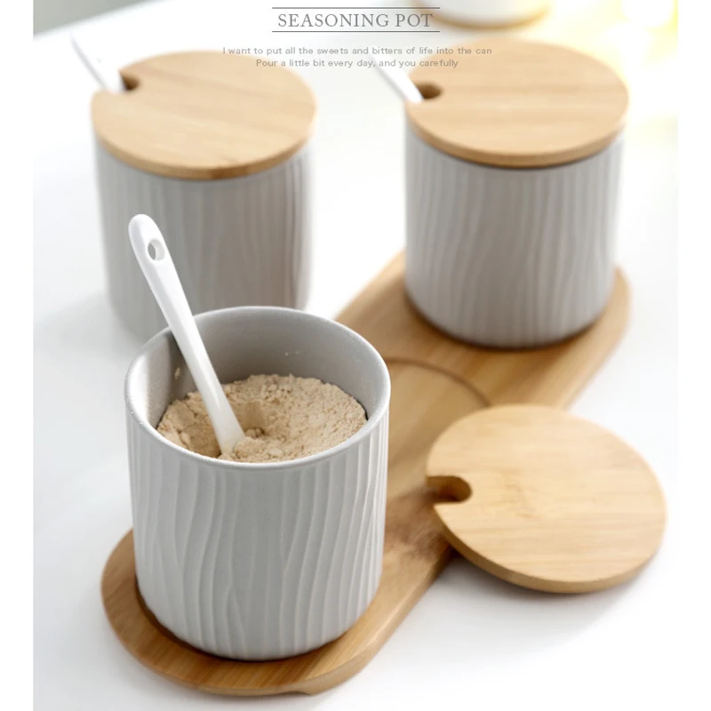متعددة الأغراض زجاجات تخزين من السيراميك مع غطاء من البامبو جولة التوابل الجرار الملح السكر السمسم MSG التوابل الجرار مطبخ
