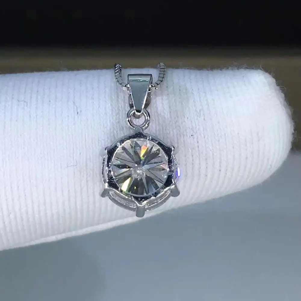 silver 925 jewelry Round moissanite Pendants 1.00ct D VVS 925 silver necklace Classic six claw pendant for Women