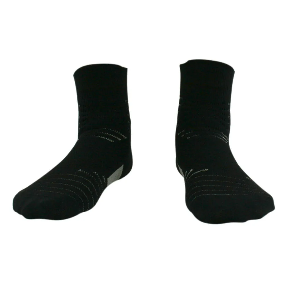 Running Socks-Anti-Blister Quarter Length Sport Socks Resist Quarter Athletic Compression for Men and Women