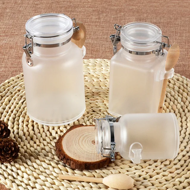 

4pcs 100ML 200ML Abs Bath salt bottle With Wooden Spoon Women Cosmetic Fefillable Jar Empty Plastic Facial Mask Container