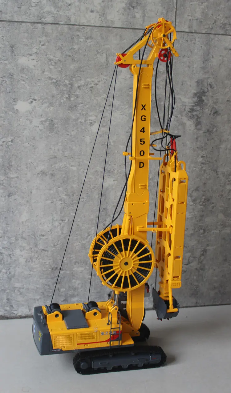 

1:35 XCMG XG450D Underground Diaphragm Wall Hydraulic Grab toy