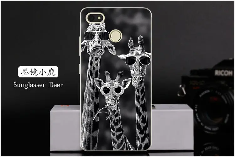  Sunglasser  Deer