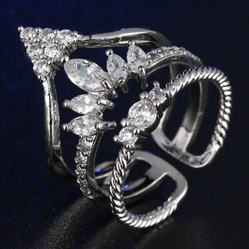 New Fashion Personality Creative Crown Zircon Exaggerated Rings Wedding Party Charm Fashion Trends Jewelry Festival Gifts