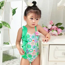 Новинка года; детские купальные костюмы для малышей с зелеными диагональными плечами и цветами; Лидер продаж; купальные костюмы для девочек