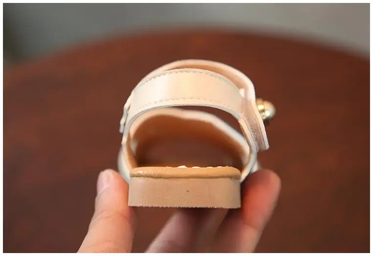 girls sandals (97)