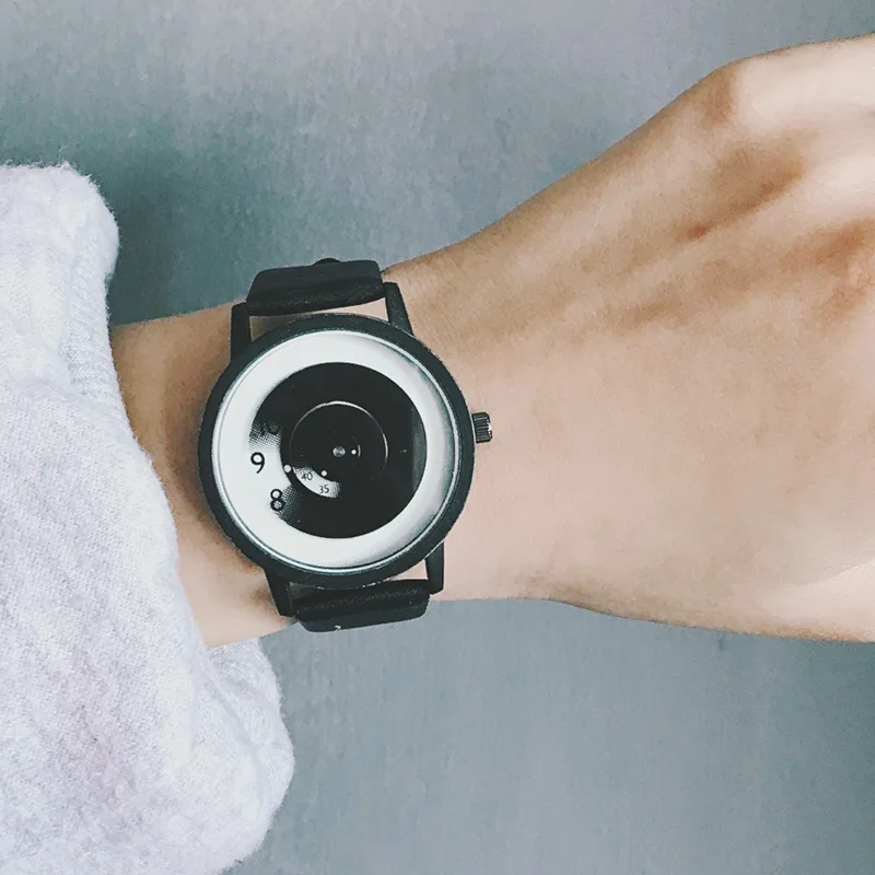 

Unique Cool Creative Simple Women's Men's Watches Futuristic Fashion Unisex Woman Man Quartz Wristwatch Lovers Female Watch Hour