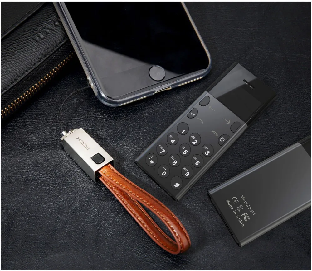 Супер мини мобильный телефон AEKU A5 ультра тонкий 0,96 дюймов крошечный экран Bluetooth Dialer анти-потеря мобильный телефон