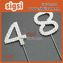 Особый стиль Серебристые арабские цифры горный хрусталь торт Топпер для дня рождения