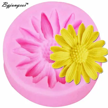 

Byjunyeor Epoxy UV Resin Daisy Flower Silicone Candy Clay Gumpaste Sugar Fondant Molds Party Cake Decorating Tools m850