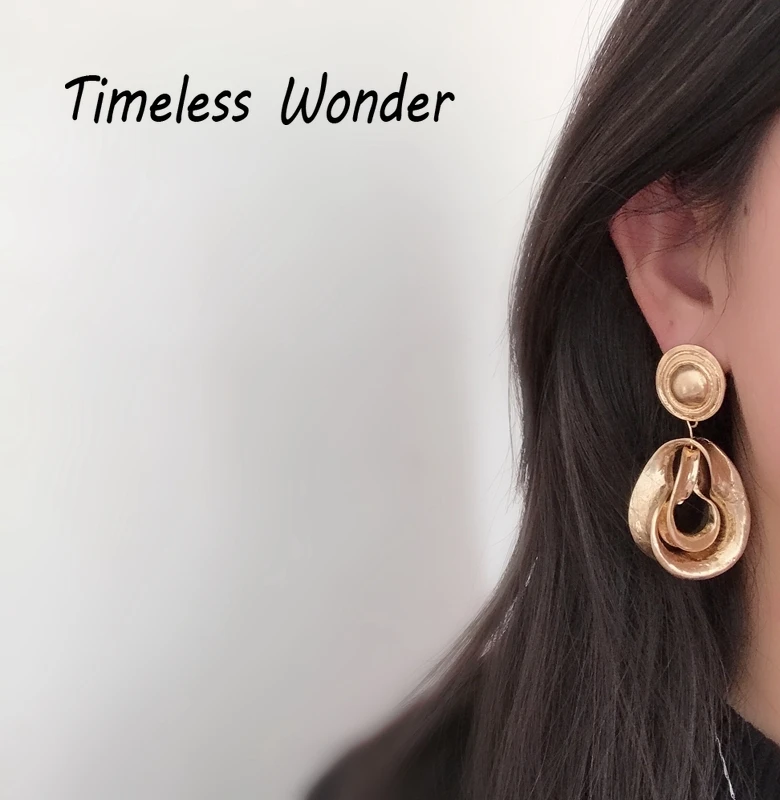 

Timeless Wonder Glam Twisted Geo Statement Stud Earrings Women Jewelry Party Gown Top Punk Rare Stunning New Ins Gothic 4511