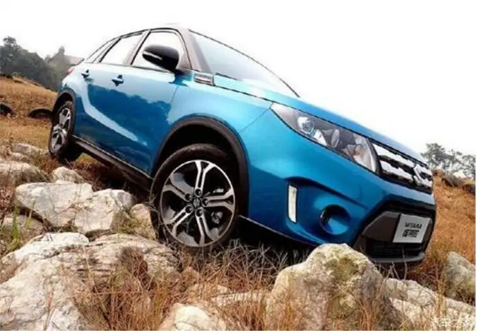 Светодиодный,~ Vitara Дневной светильник, Vitara противотуманный светильник, Vitara головной светильник; Aerio, Ciaz, Reno, kizashi, s-cross; Vitara головной светильник