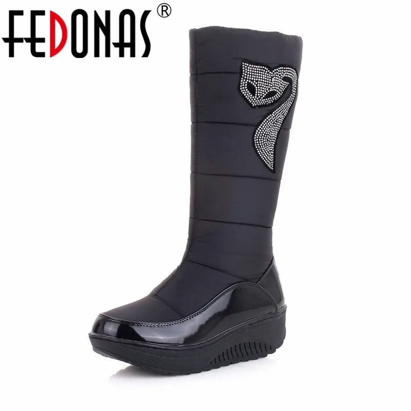 FEDONAS Новые женские зимние сапоги Утепленная одежда хлопок вниз непромокаемые сапоги зимние меховые сапоги на платформе ботинки до