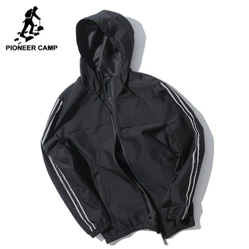 

Pioneer Camp new arrival black hooded jacket coat men brand clothing windbreaker casual coat male quality outerwear AJK705127