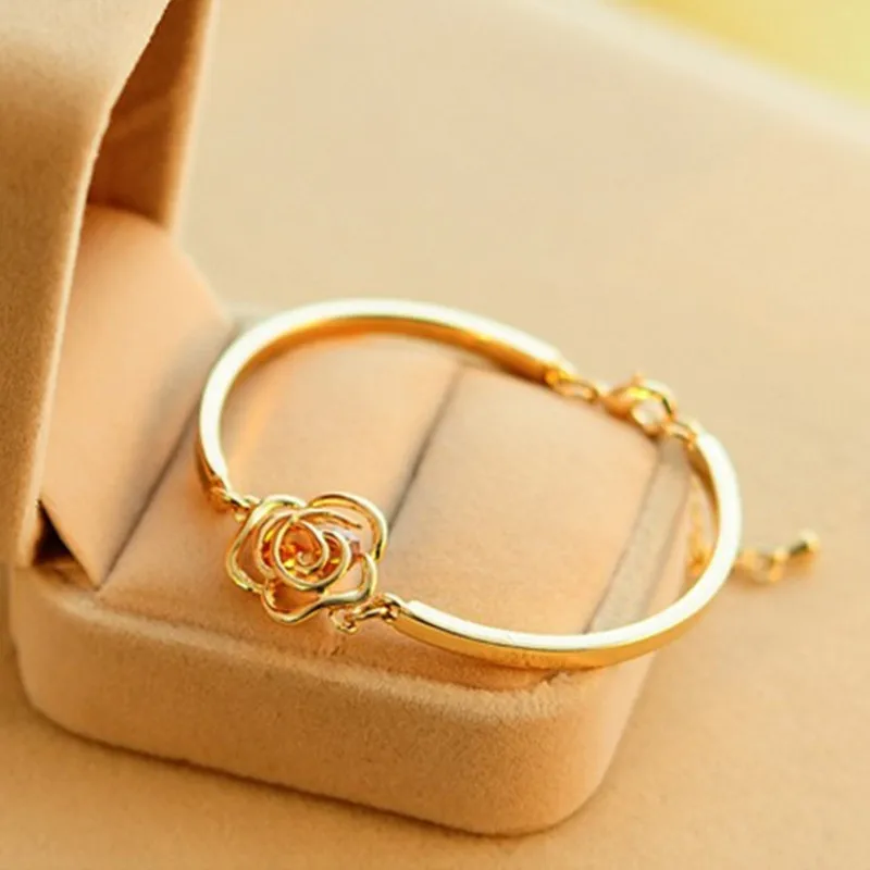 

Fashion jewelry wholesale Gold Rose bracelets for female camellia zircon bracelets charms